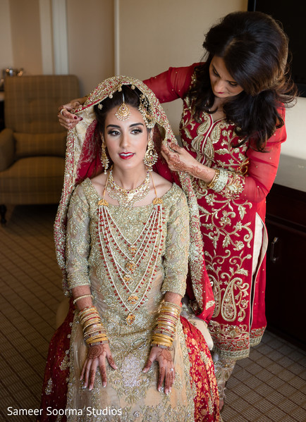 indian bride getting ready