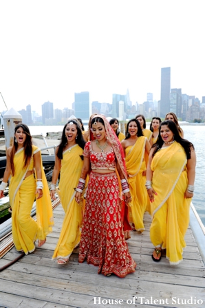indian-wedding-bride-bridal-party-portrait-yellow,Portraits