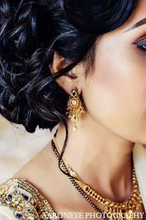 indian wedding makeup reception jewelry