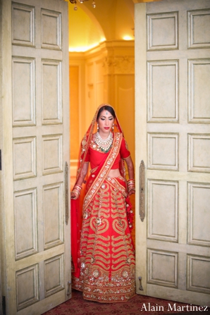 indian wedding bride traditional ceremony dress
