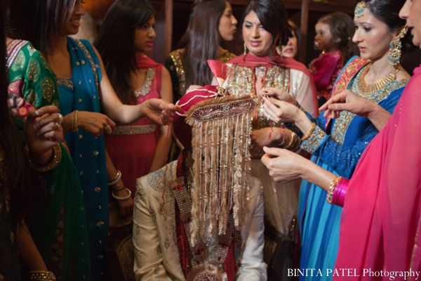 indian wedding groom traditions