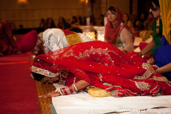 traditional sikh wedding