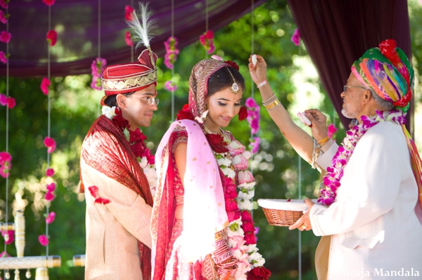 indian-wedding-bride-groom-ceremony-mandap