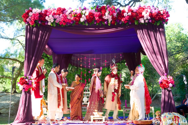 indian-wedding-mandap-outdoor-ceremony-colorful