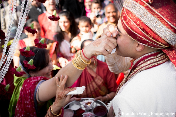 indian wedding baraat ceremony groom