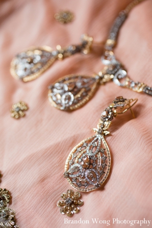 indian-wedding-lengha-light-pink-gold-embellishements