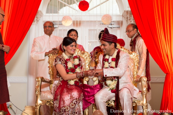 indian wedding bride groom traditional customs