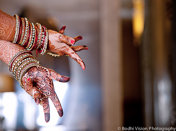 indian wedding bangles red cream mehndi