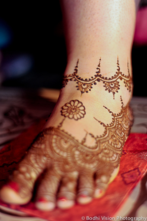indian wedding mehndi ceremony bride