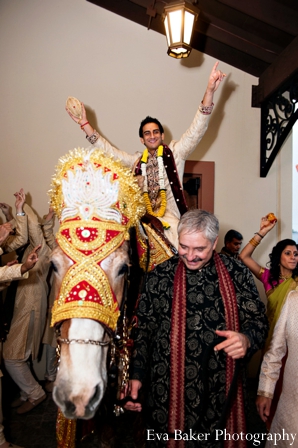 indian-wedding-baraat-groom-entrance