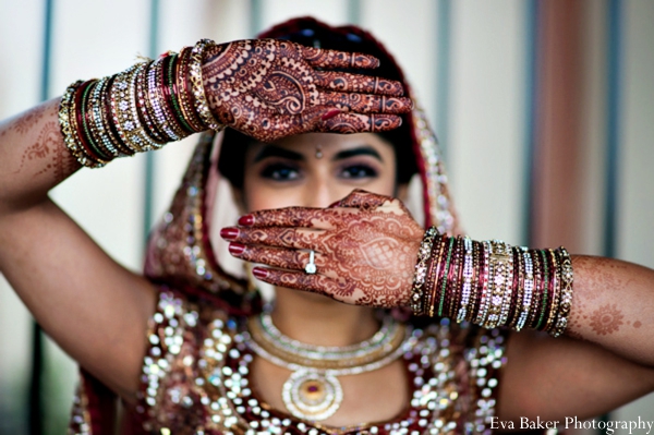 indian-wedding-bride-portrait-ideas-mehndi-bangles