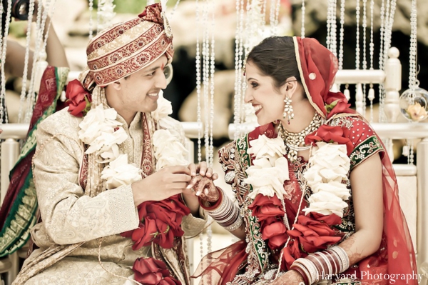 indian wedding bride groom ceremony customs
