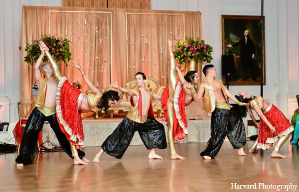 indian wedding dancers