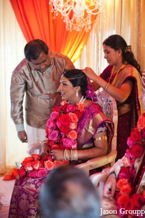 indian wedding bride jai mala ceremony