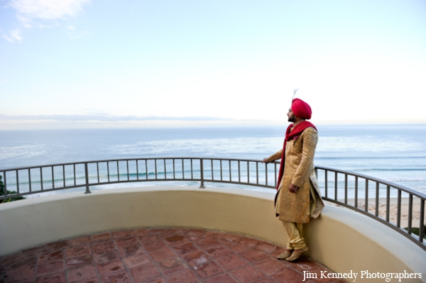 indian-wedding-groom-portrait-ocean