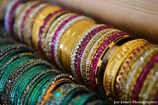 indian-wedding-bangles-colorful