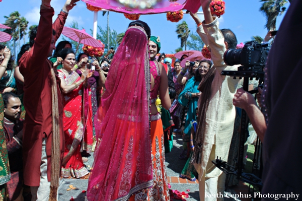 indian-wedding-bride-ceremony-lengha-veil