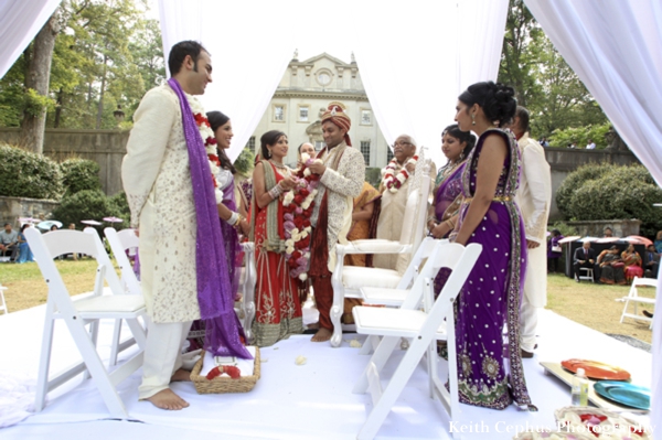 indian-wedding-ceremony-family-customs