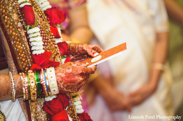 indian bride groom wedding ceremony