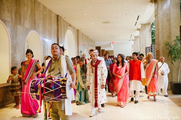 indian-wedding-baraat-customs-family