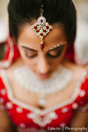 indian-wedding-getting-ready-tikka