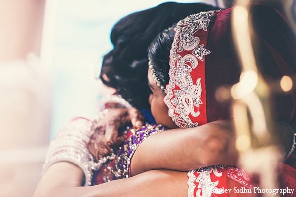 indian wedding photography bride family