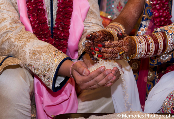 indian wedding bride groom traditions