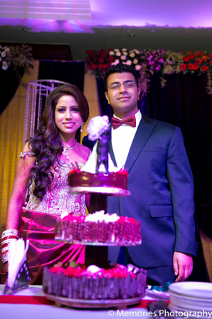 indian wedding cake bride groom