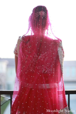 indian-wedding-lengha-red-veil