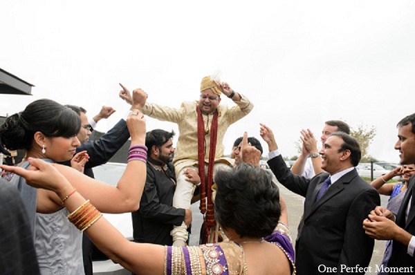 indian wedding baraat ceremony groom
