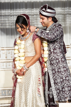 indian wedding ceremony traditional customs groom bride