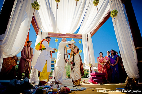 indian wedding bride groom mandap tradition