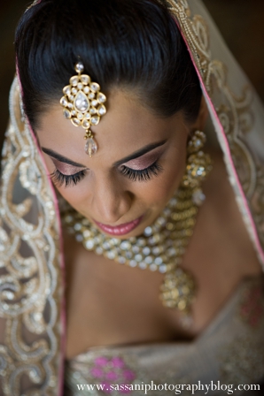 indian-wedding-getting-ready-bride-tikka