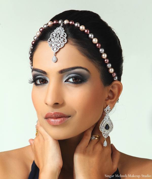 indian wedding tikka jewelry diamonds