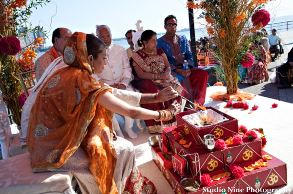 indian-wedding-ceremony-performing-tradtional-customs