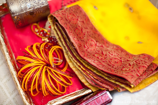 indian-wedding-gaye-holud-dress