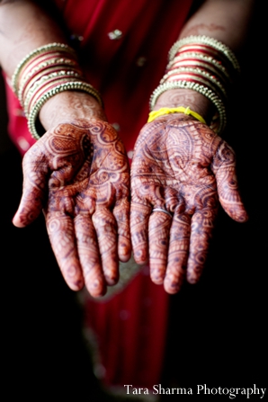 indian wedding bridal henna hands