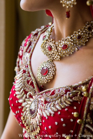 indian-wedding-getting-ready-jewelry-bride
