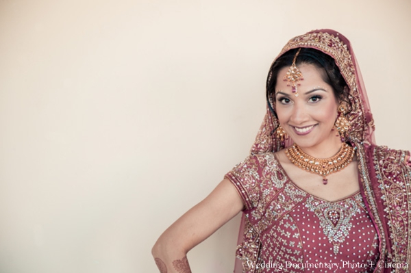 indian-wedding-bridal-portrait-tradtional-dress