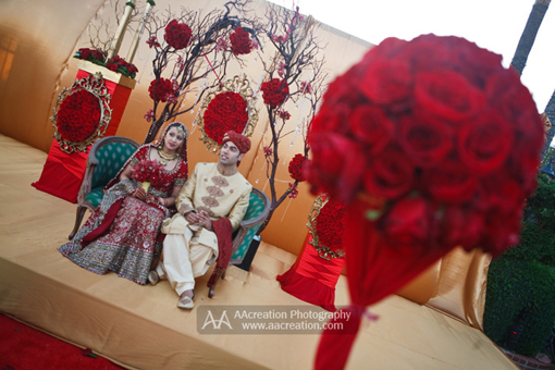 Red modern indian wedding, decor 1