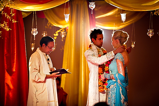 Indian-wedding-indoor-mandap-ballroom