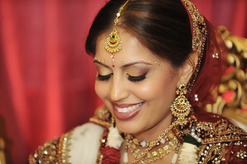 Indian-bride-gold-tikka-red-lengha