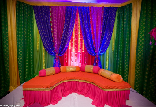 Indian-wedding-mehndi-decor-ideas-3