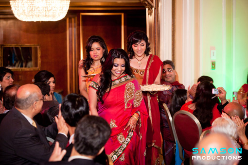 Indian-wedding-red-sari-paisley-21