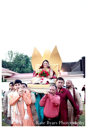 Indian wedding photography captures this modern Indian wedding ceremony.