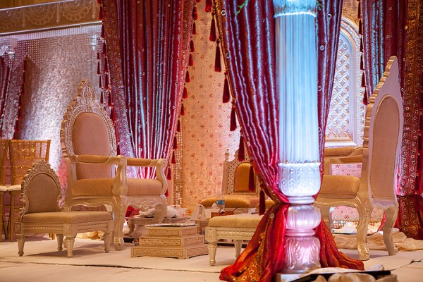 Indian wedding ideas for a traditional indian wedding.