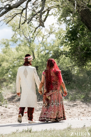 indian bride and groom in indian wedding photography
