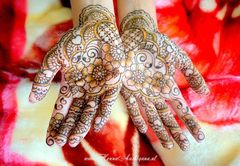 This fabulous mehndi artist finalist shows off her beautiful henna designs.
