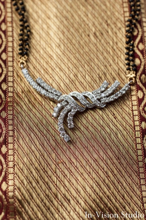 indian bridal necklace for indian bride.